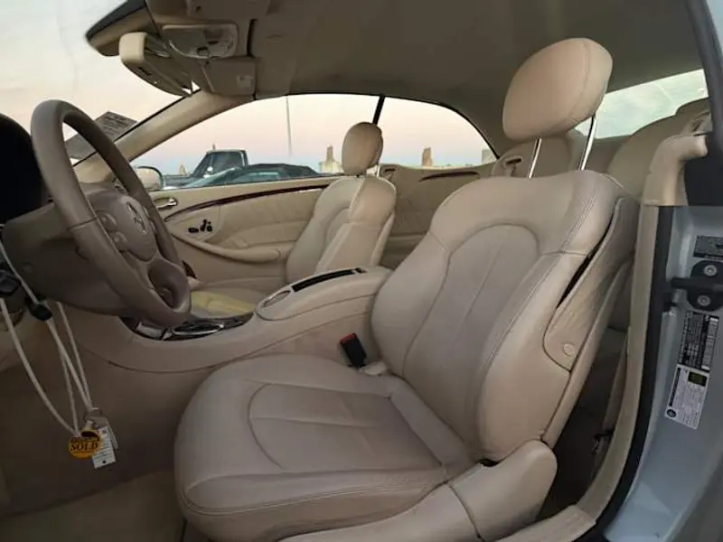 2008 Mercedes-Benz CLK350 — photo 6 of 8